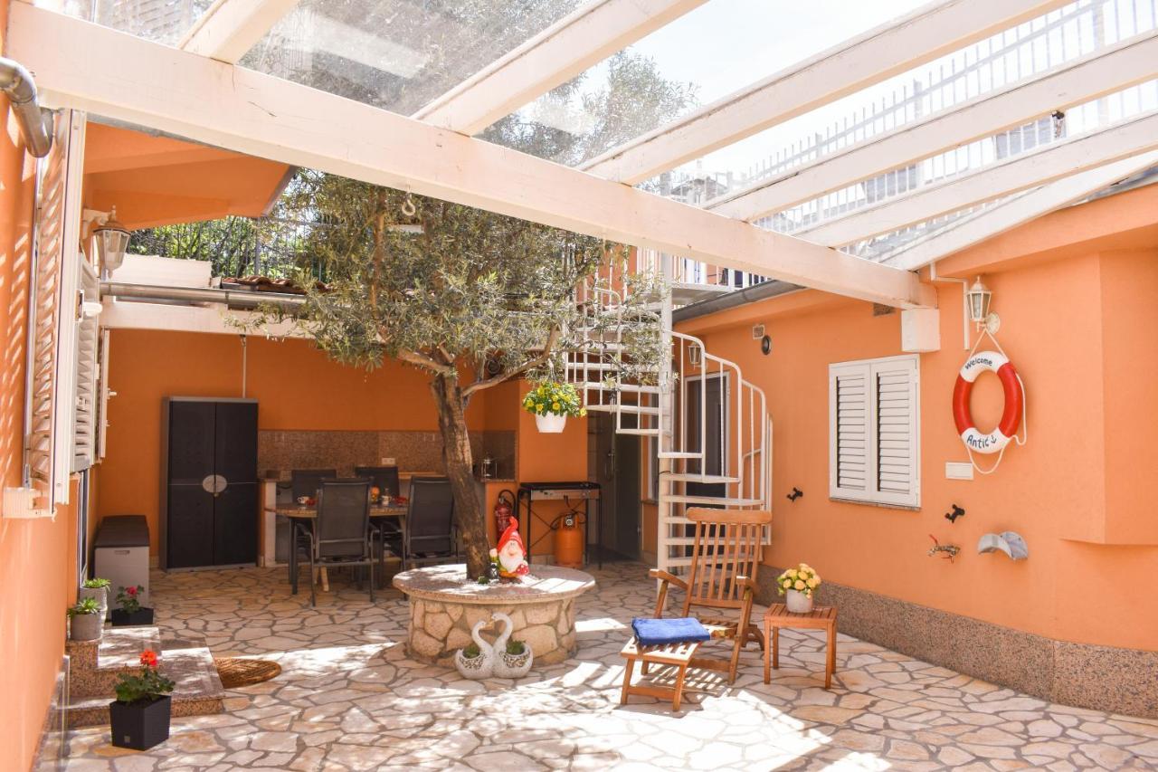 Kuca Za Odmor Antic - Holiday House Antic Novi Vinodolski Dış mekan fotoğraf