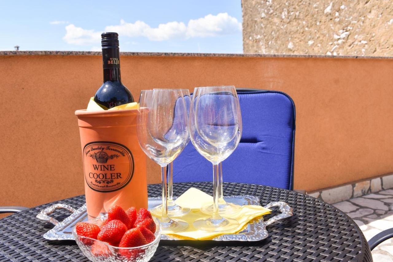 Kuca Za Odmor Antic - Holiday House Antic Novi Vinodolski Dış mekan fotoğraf