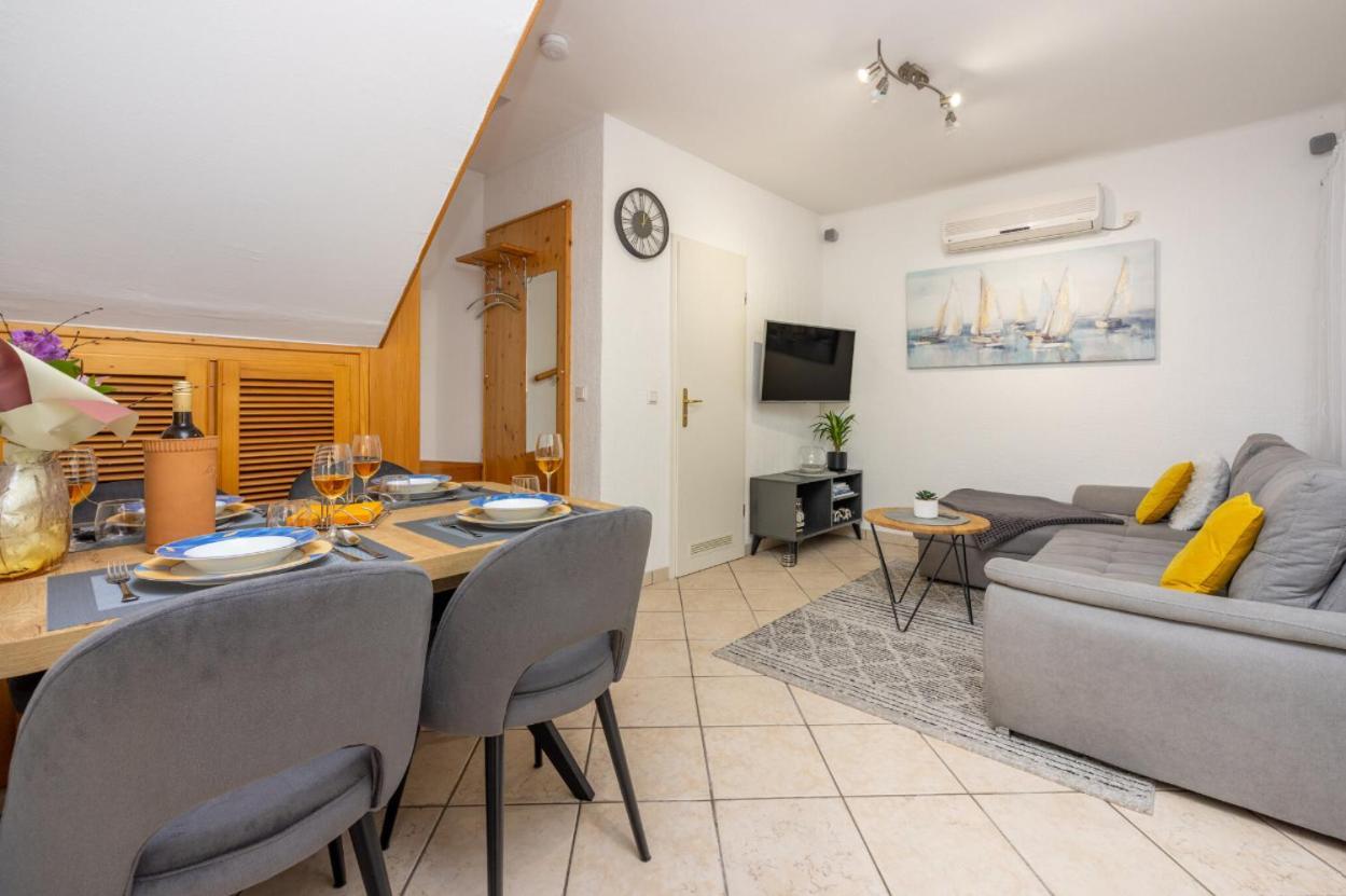 Kuca Za Odmor Antic - Holiday House Antic Novi Vinodolski Dış mekan fotoğraf