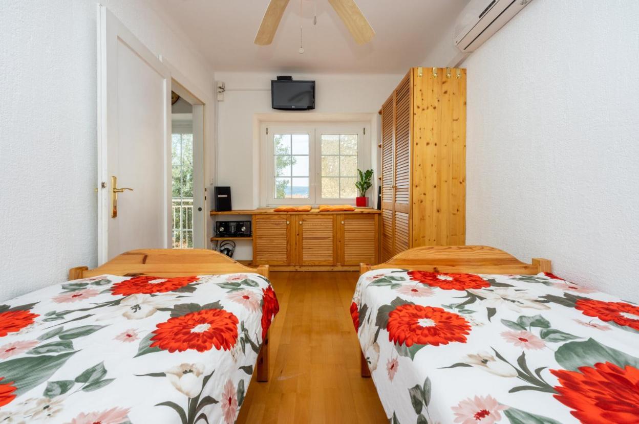 Kuca Za Odmor Antic - Holiday House Antic Novi Vinodolski Dış mekan fotoğraf